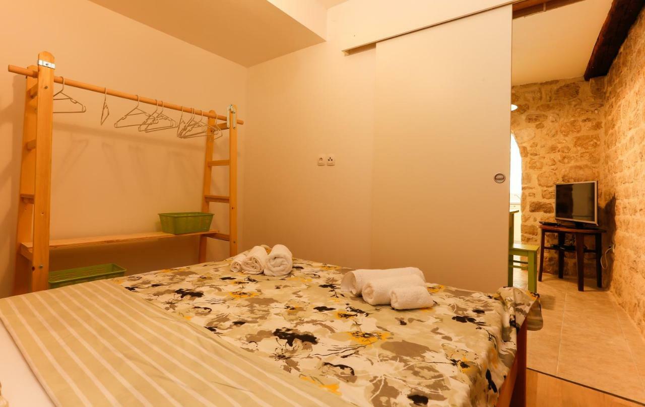 Apartment Sunce Каштела Экстерьер фото