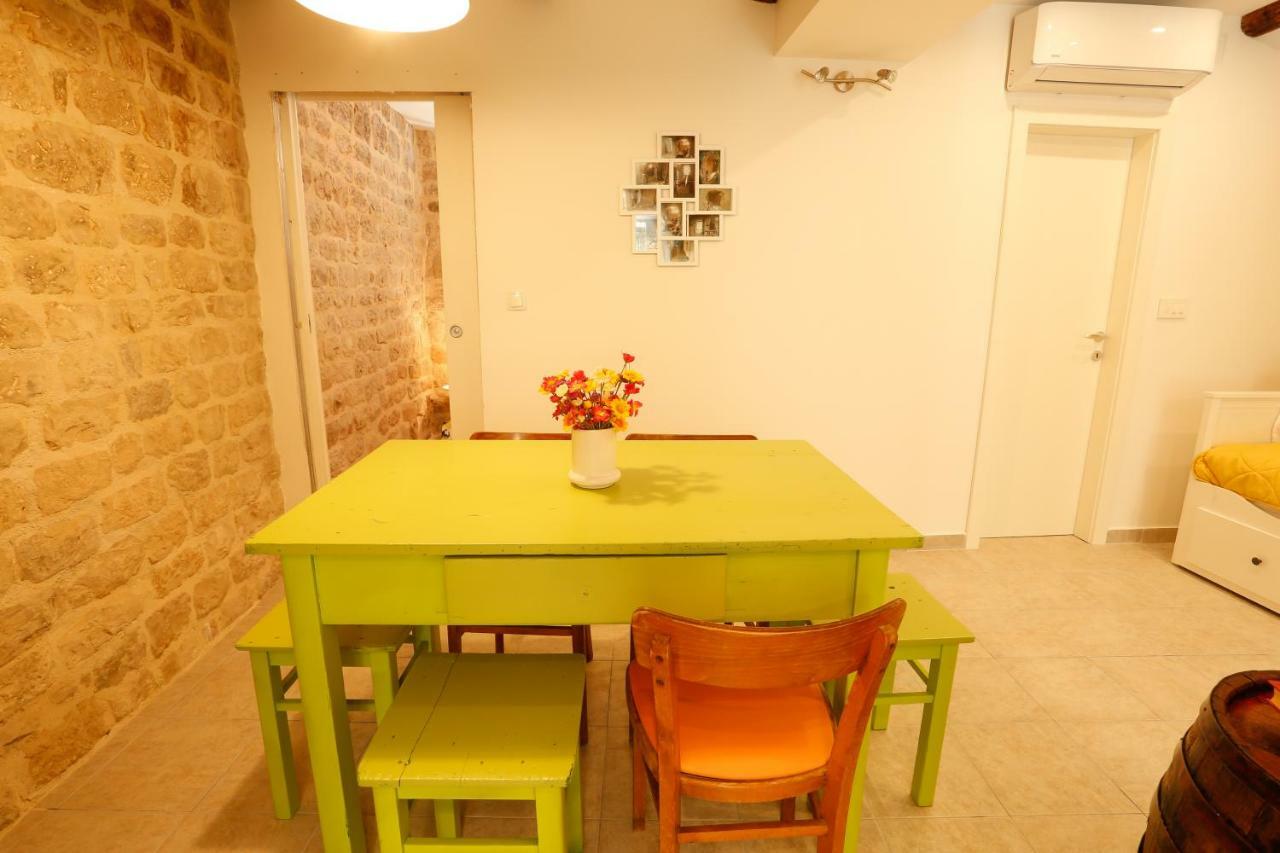 Apartment Sunce Каштела Экстерьер фото